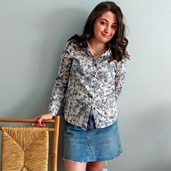 Summery Sky Soft Shirt - Picture 4 of 9